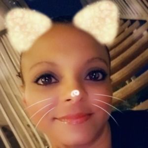 Meet your Posher, Daphina